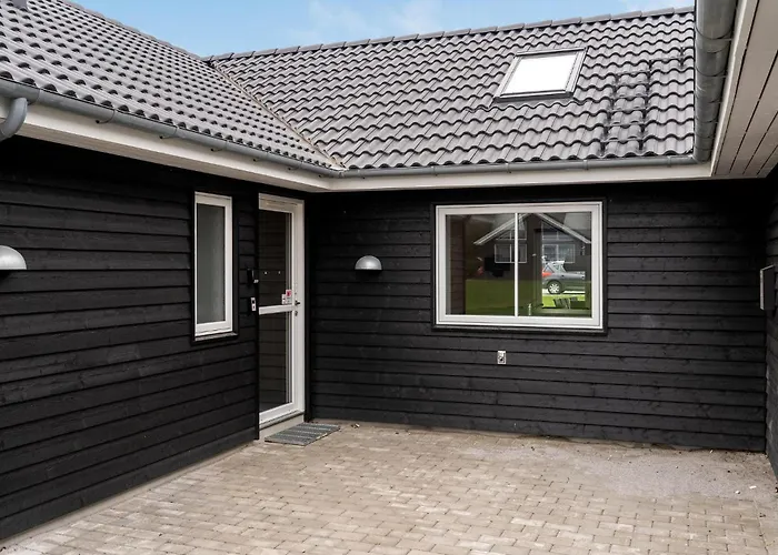 In Sydals With Kitchen