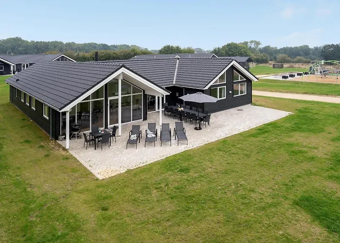 In Sydals With Kitchen